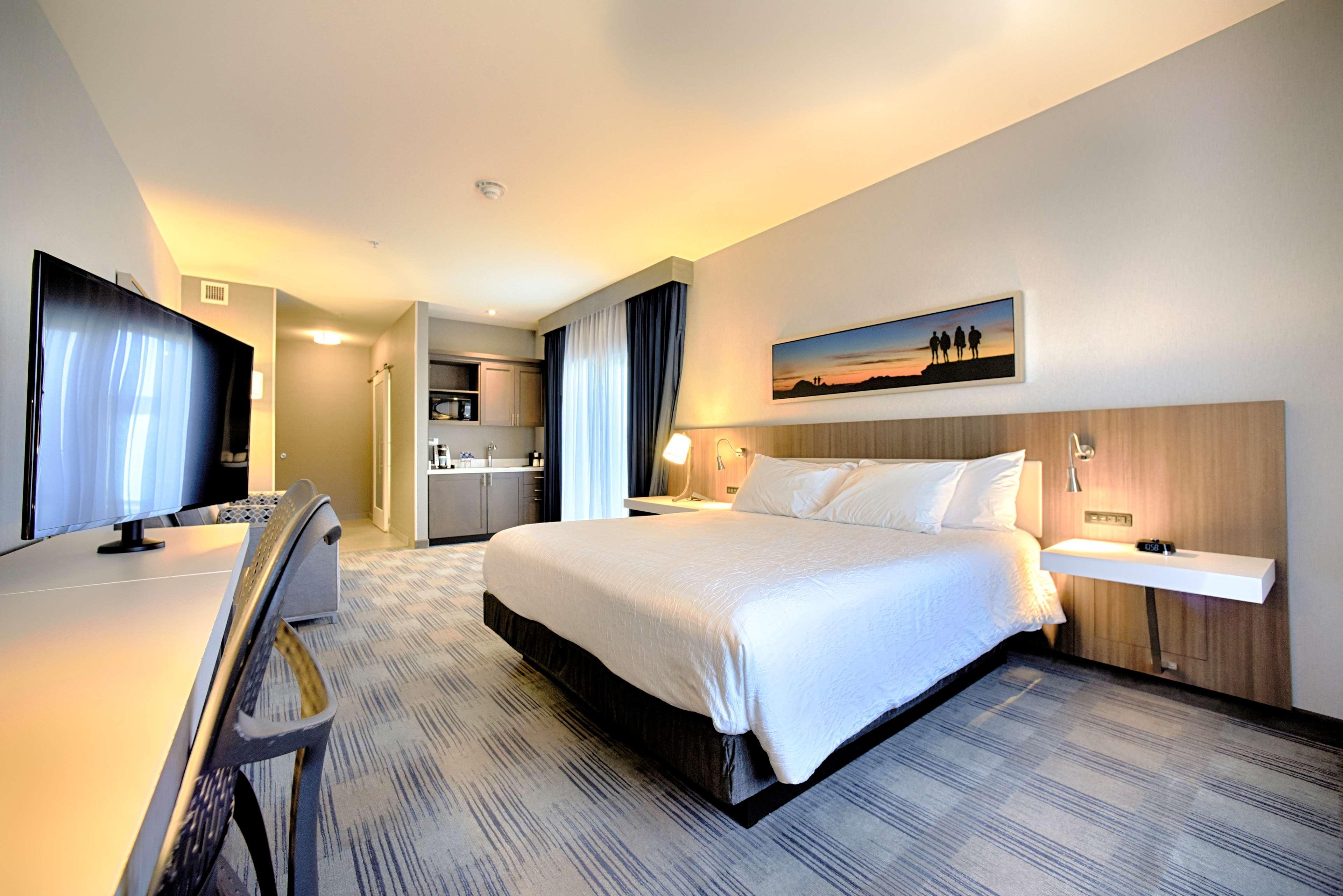 Hilton Garden Inn Santa Barbara/Goleta Extérieur photo