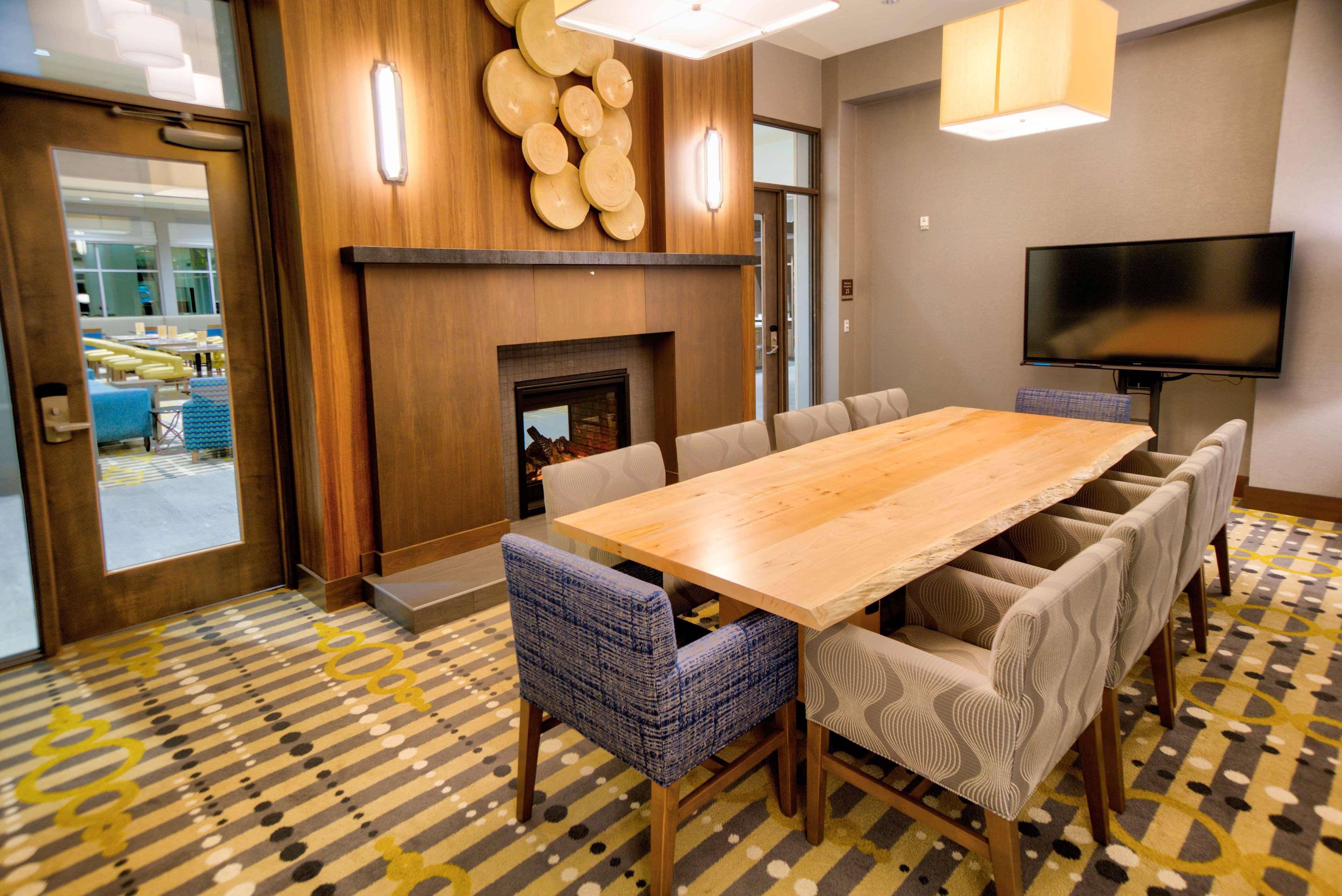 Hilton Garden Inn Santa Barbara/Goleta Extérieur photo