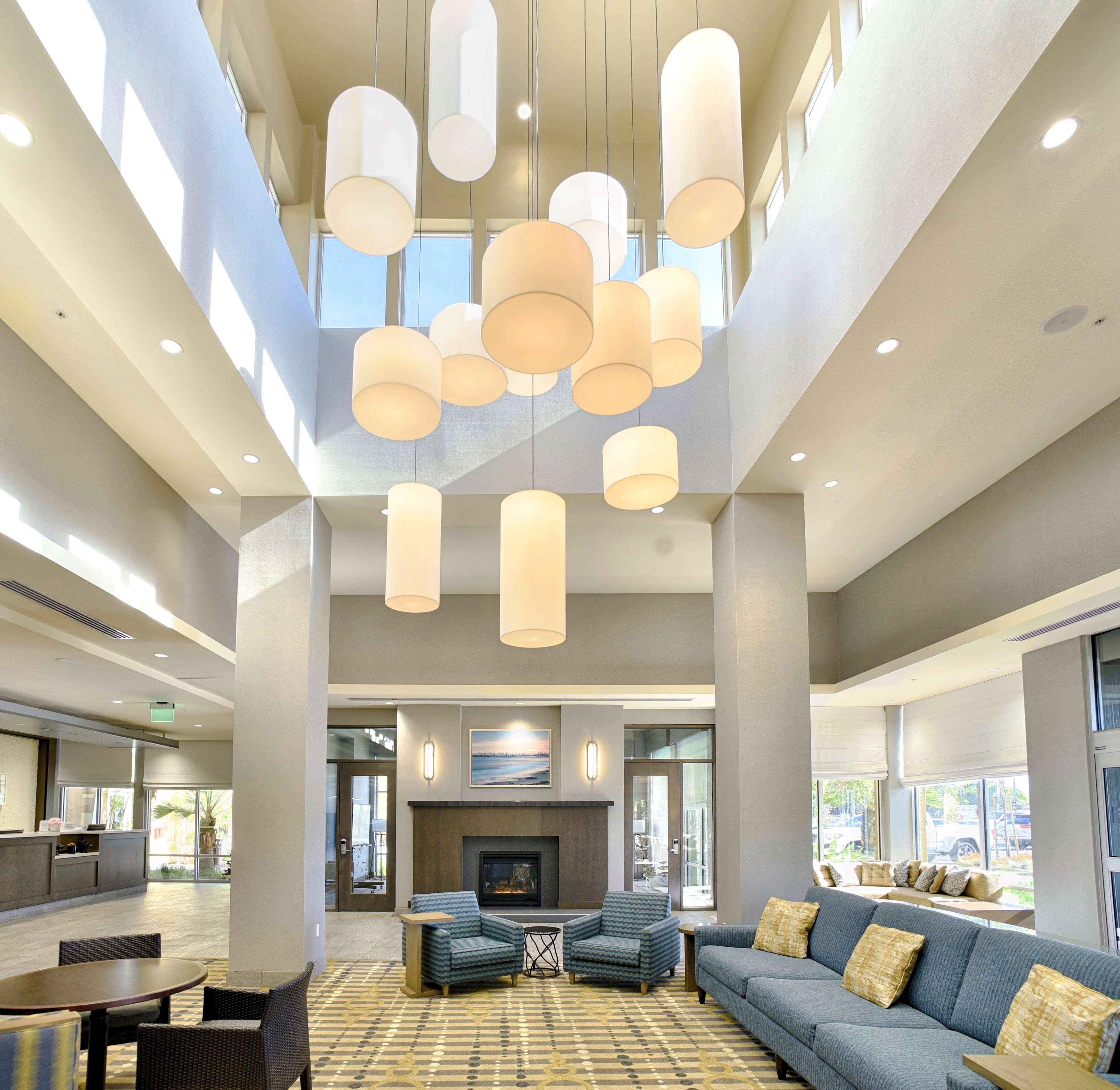 Hilton Garden Inn Santa Barbara/Goleta Extérieur photo