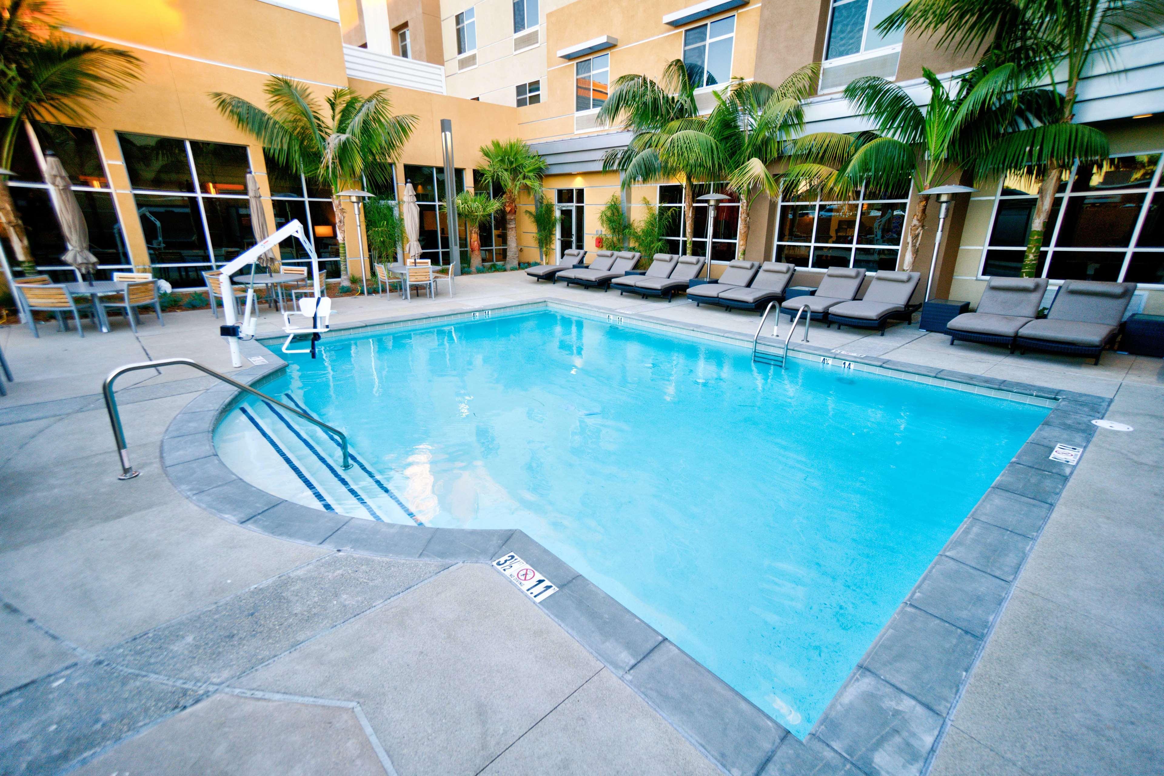 Hilton Garden Inn Santa Barbara/Goleta Extérieur photo